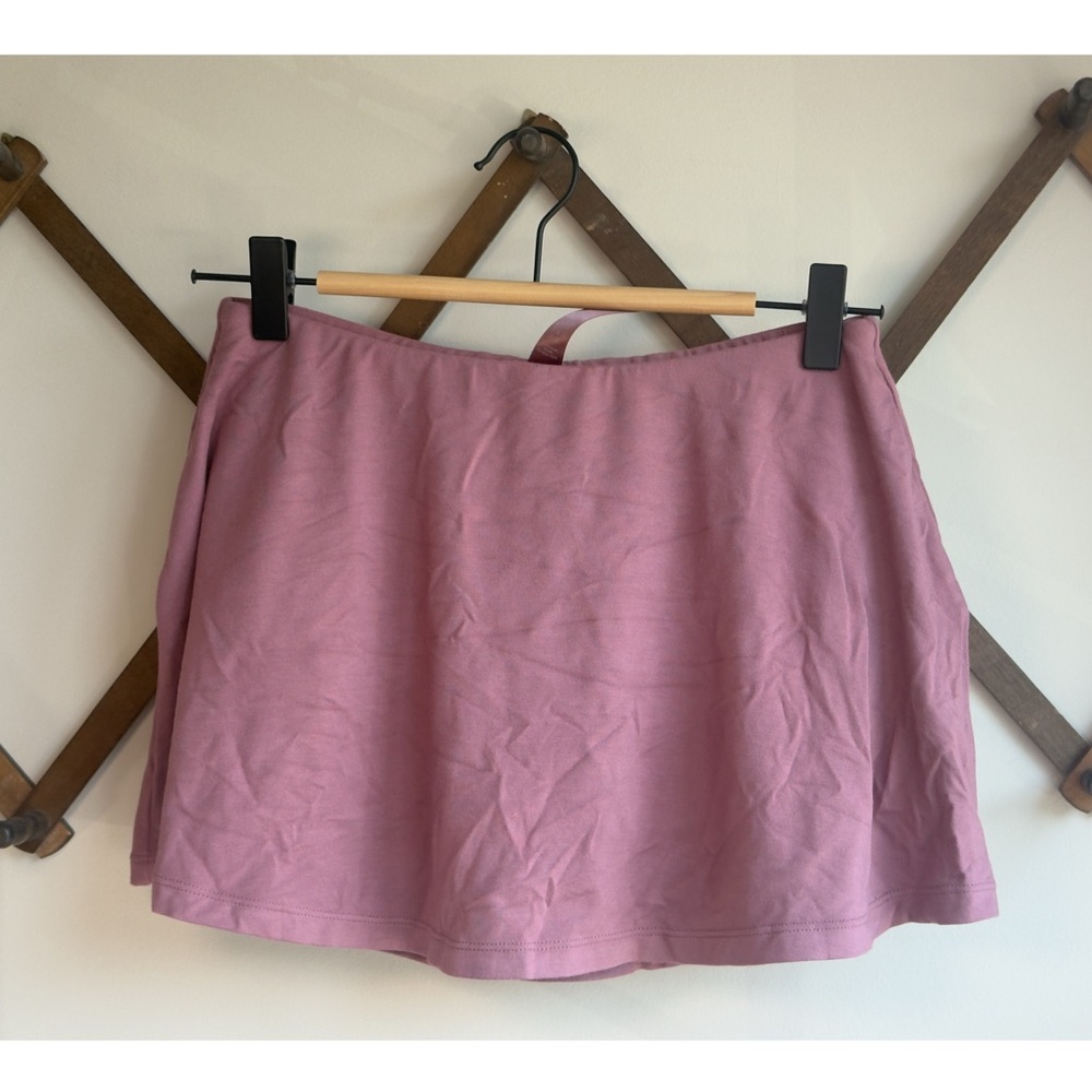 SKIMS | Smooth Lounge Skort | Redwood | XS